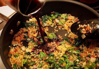 吃炒菜可以喝红酒吗