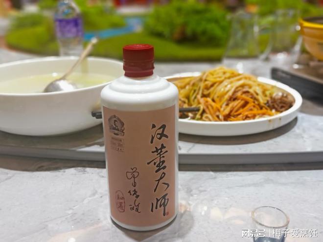 勾调与陈酿结合（先勾后陈 / 先陈后勾）工艺选择