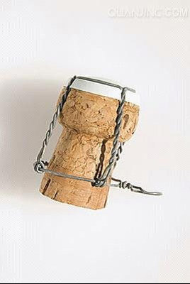 不同瓶塞(软木塞 / 螺旋盖)开启常识