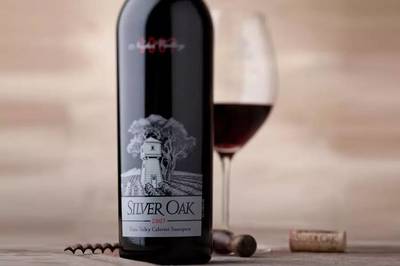 银橡木酒庄（Silver Oak Cellars）