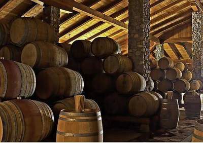 橡木桶陈酿温度（12-18℃）恒定控制工艺