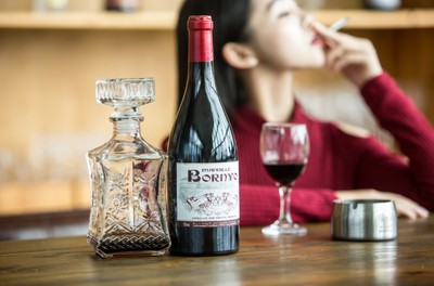 闻香时记录香气特征的方法常识