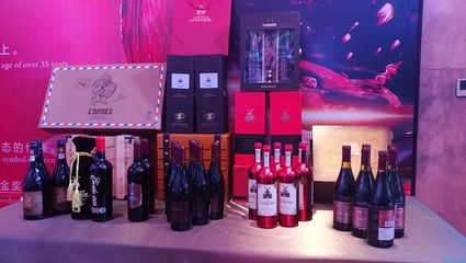 葡萄酒香气的分类(一类香 / 二类香 / 三类香)常识