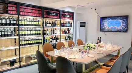 圆盖红酒头怎么开